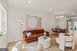 1031 Mercy St, Philadelphia, PA 19148 - Photo 2