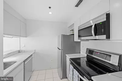 315 New Street #603, Philadelphia, PA 19106 - Photo 10