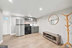 6532 Hegerman St, Philadelphia, PA 19135 - Photo 14