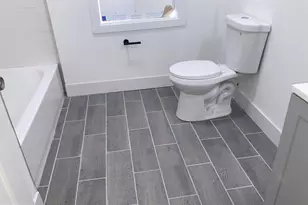 1815 S 23rd St, Philadelphia, PA 19145 - Photo 4