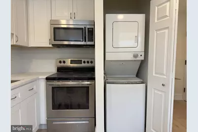 1703 Green Street #UNIT 7, Philadelphia, PA 19130 - Photo 4