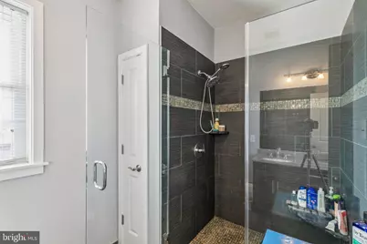 2400 Madison Square, Philadelphia, PA 19146 - Photo 20