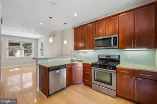 2400 Madison Square, Philadelphia, PA 19146 - Photo 16