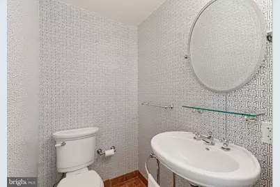 237 S 18th Street #4D, Philadelphia, PA 19103 - Photo 14