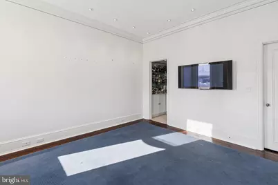 237 S 18th Street #4D, Philadelphia, PA 19103 - Photo 12