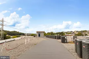 5102 Rochelle Ave, Philadelphia, PA 19128 - Photo 10