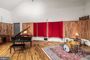 1506 E Wilt St, Philadelphia, PA 19125 - Photo 12