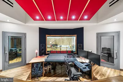 1506 E Wilt Street, Philadelphia, PA 19125 - Photo 1