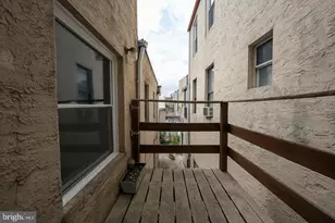 676 N 15th St, Philadelphia, PA 19130 - Photo 12