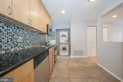 676 N 15th Street #2F, Philadelphia, PA 19130 - Photo 8