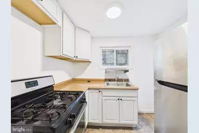 1825 Carlton Street, Philadelphia, PA 19103 - Photo 4