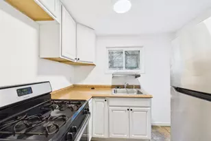 1825 Carlton St, Philadelphia, PA 19103 - Photo 4