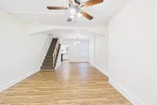 1825 Carlton St, Philadelphia, PA 19103 - Photo 2