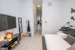 1538 Ogden St, Philadelphia, PA 19130 - Photo 16