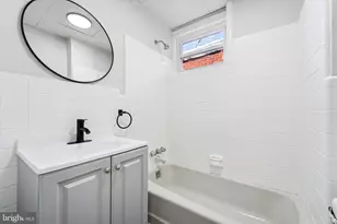 6153 Reedland St, Philadelphia, PA 19142 - Photo 12