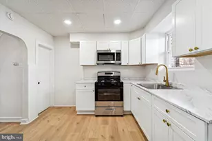 6153 Reedland St, Philadelphia, PA 19142 - Photo 10