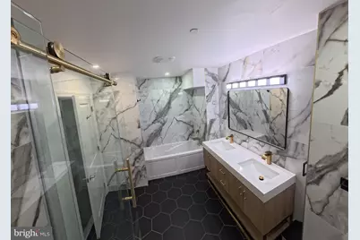 901 N Penn Street #R1303, Philadelphia, PA 19123 - Photo 14