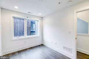 628 N 5th St, Philadelphia, PA 19123 - Photo 12