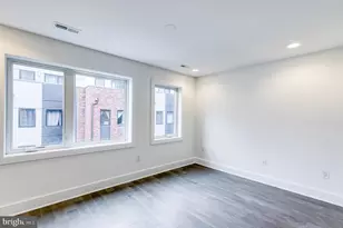 630 N 5th St, Philadelphia, PA 19123 - Photo 8