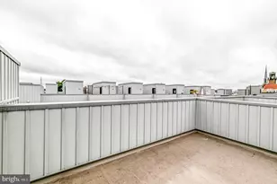 630 N 5th St, Philadelphia, PA 19123 - Photo 16