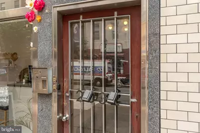 2032 Chestnut Street #3R, Philadelphia, PA 19103 - Photo 4