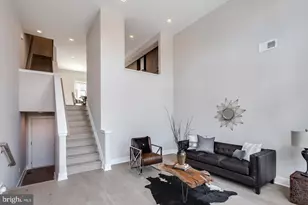 328 Fairmount Ave, Philadelphia, PA 19123 - Photo 2