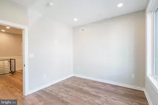 435 N 35th St, Philadelphia, PA 19104 - Photo 12