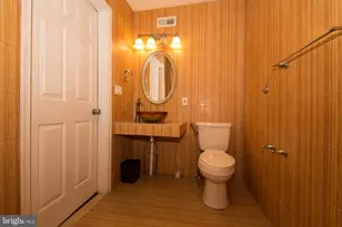 724 E Locust Ave, Philadelphia, PA 19144 - Photo 18