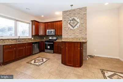 724 E Locust Avenue, Philadelphia, PA 19144 - Photo 12