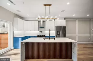 2032 Reed St, Philadelphia, PA 19146 - Photo 12