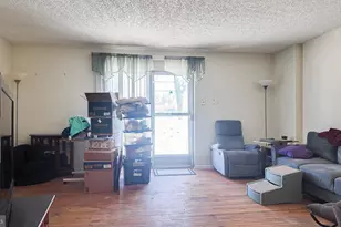 3875 Ronnald Dr, Philadelphia, PA 19154 - Photo 2