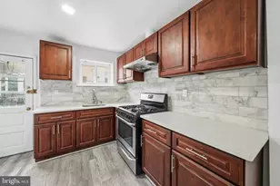 1625 S Marston St, Philadelphia, PA 19145 - Photo 2