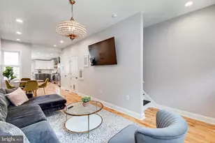 1935 Cambridge St, Philadelphia, PA 19130 - Photo 8