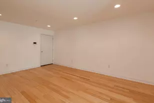 980 N 2nd St, Philadelphia, PA 19123 - Photo 8