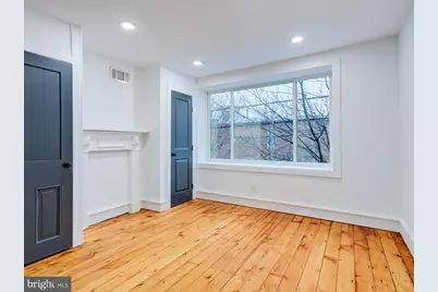 1520 E Susquehanna Avenue, Philadelphia, PA 19125 - Photo 14