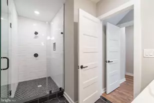 435 N 35th St, Philadelphia, PA 19104 - Photo 24