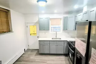 2702 S 18th St, Philadelphia, PA 19145 - Photo 12