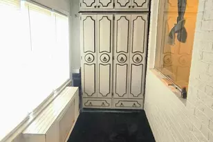 2702 S 18th St, Philadelphia, PA 19145 - Photo 4