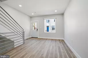 2443 S Franklin St, Philadelphia, PA 19148 - Photo 10