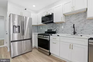 2443 S Franklin St, Philadelphia, PA 19148 - Photo 14