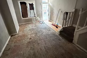 1639 S LeCount St, Philadelphia, PA 19145 - Photo 8