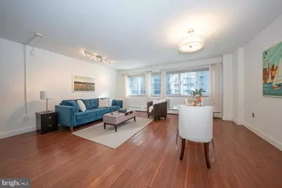 1900 John F Kennedy Boulevard #818, Philadelphia, PA 19103 - Photo 2