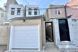 2029 S 4th St, Philadelphia, PA 19148 - Photo 2