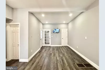 2029 S 4th Street, Philadelphia, PA 19148 - Photo 12