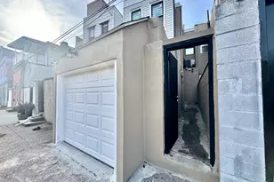 2029 S 4th St, Philadelphia, PA 19148 - Photo 44