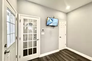 2029 S 4th St, Philadelphia, PA 19148 - Photo 10