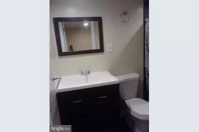 522 W Westmoreland Street, Philadelphia, PA 19140 - Photo 18