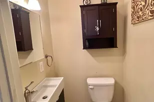 2547 S 17th St, Philadelphia, PA 19145 - Photo 4