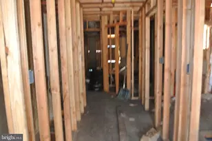 2124 N 8th St, Philadelphia, PA 19122 - Photo 2