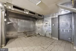 1713 South St, Philadelphia, PA 19146 - Photo 4